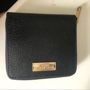Henri Bendel Wallet